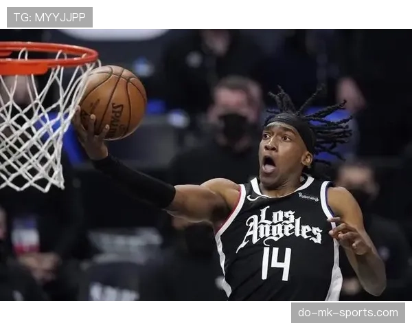 安芬尼·哈达威挡拆切入拉开得分差距提升关键时刻效率